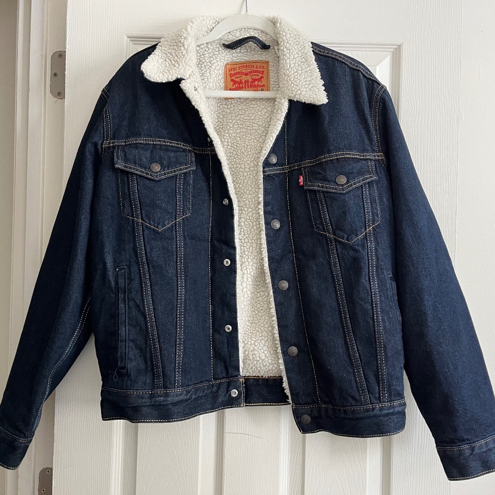 Levi's Sherpa Trucker Style Denim Jacket Dark Wash (New)